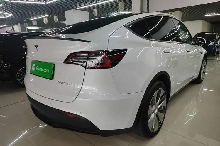 Used Tesla Model Y 2021 Long-Range All-Wheel-Drive Version Rear Right 45 Deg