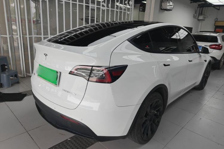 Used Tesla Model Y 2021 Long-Range All-Wheel-Drive Version Rear Right 45 Deg