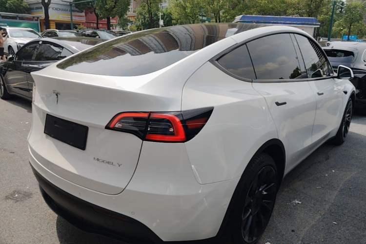 Used Tesla Model Y 2021 Long-Range All-Wheel-Drive Version 3D7 Rear Right 45 Deg