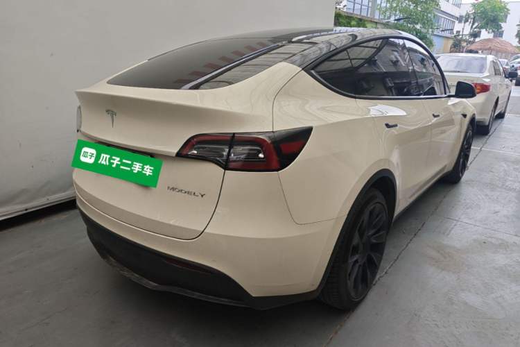 Used Tesla Model Y 2021 Long-Range All-Wheel-Drive Version Rear Right 45 Deg