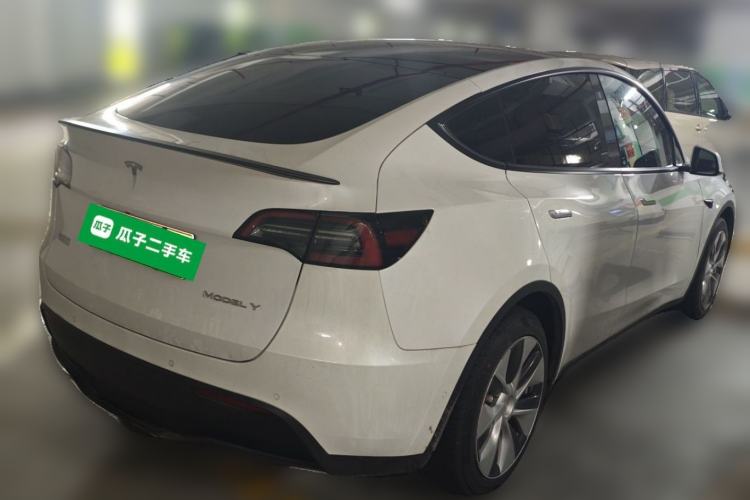Used Tesla Model Y 2021 Standard Range Rear-Wheel Drive Version Rear Right 45 Deg