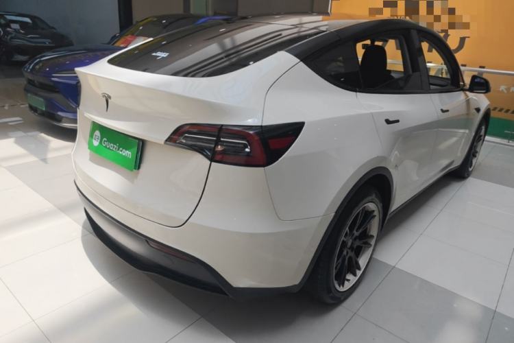 Used Tesla Model Y 2021 Standard Range Rear-Wheel Drive Version Rear Right 45 Deg