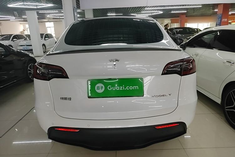 Used Tesla Model Y 2021 Long-Range All-Wheel-Drive Version Rear