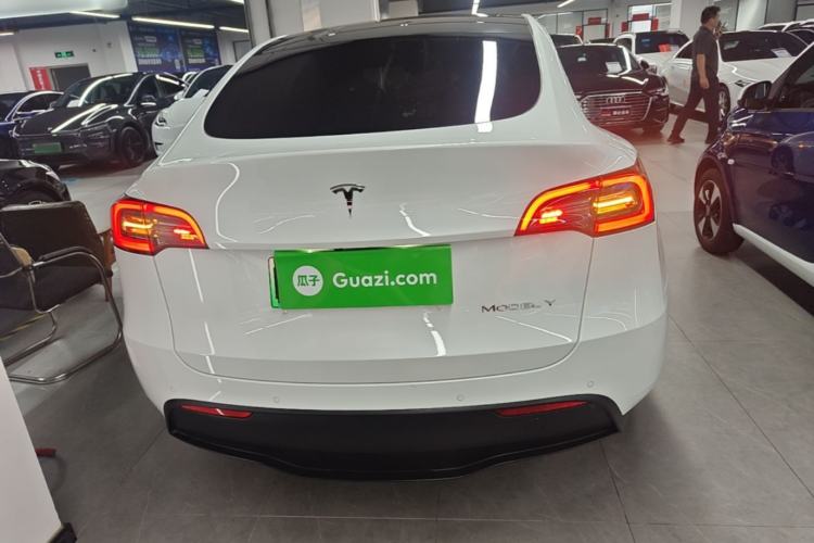 Used Tesla Model Y 2021 Long-Range All-Wheel-Drive Version 3D7 Rear
