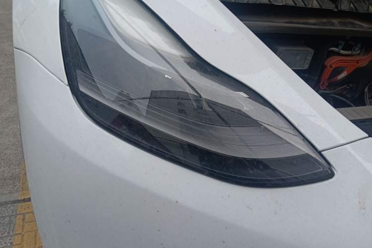 Used Tesla Model Y 2021 Standard Range Rear-Wheel Drive Version Right Front Headlight