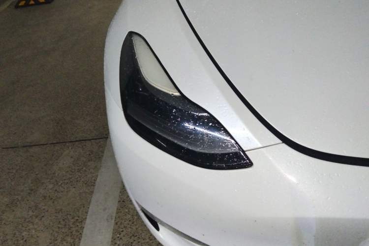 Used Tesla Model Y 2021 Long-Range All-Wheel-Drive Version Right Front Headlight
