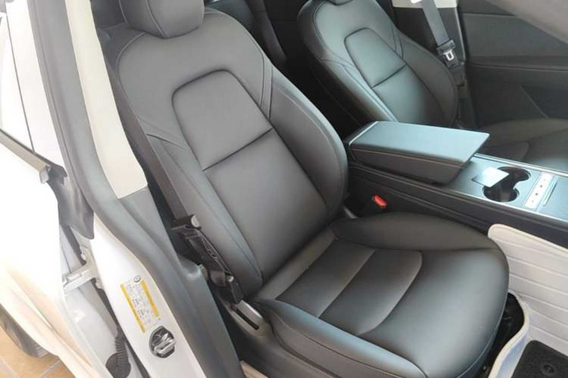 Used Tesla Model Y 2021 Long-Range All-Wheel-Drive Version 3D7 Right Front Seat