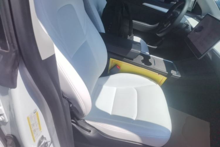 Used Tesla Model Y 2021 Revised Version Long-Range All-Wheel Drive Edition 3D5 Right Front Seat