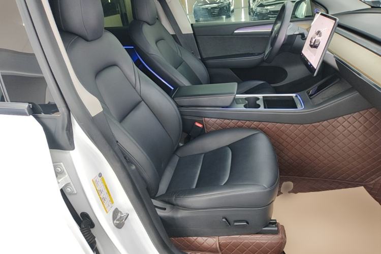 Used Tesla Model Y 2021 Revised Version 2 Long-Range All-Wheel-Drive Edition Right Front Seat