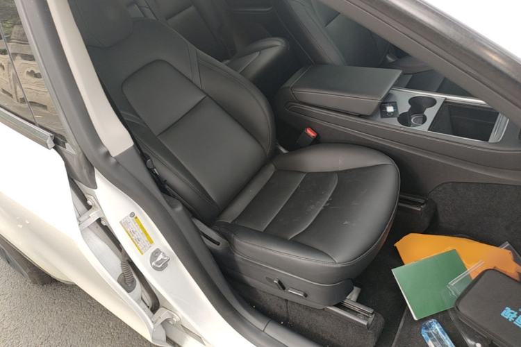 Used Tesla Model Y 2021 Performance High-Performance All-Wheel-Drive Version Right Front Seat