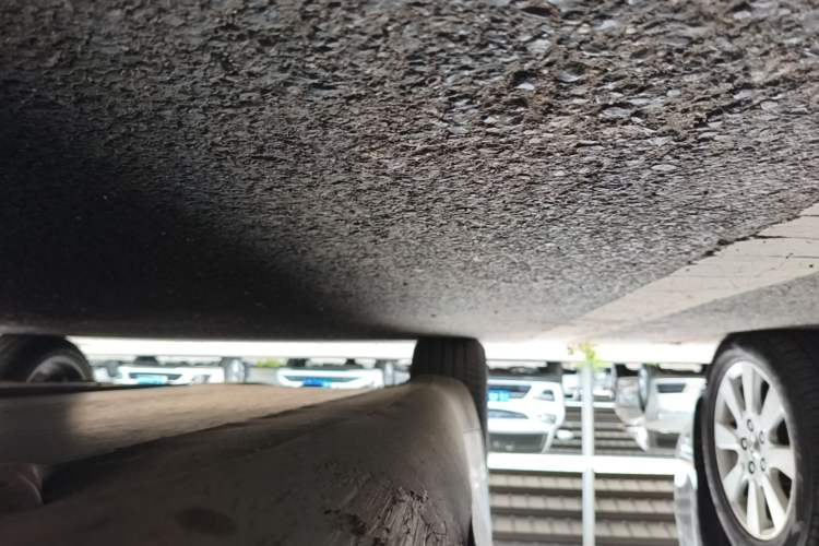 Used Tesla Model Y 2021 Standard Range Rear-Wheel Drive Version Right Side Sill