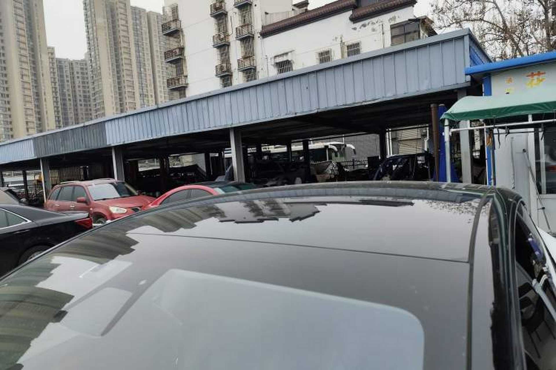 Used Tesla Model Y 2021 Standard Range Rear-Wheel Drive Version Roof