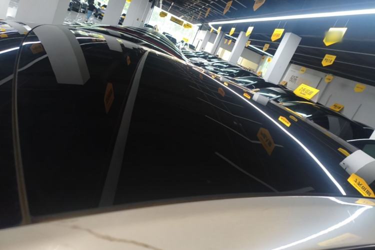 Used Tesla Model Y 2021 Long-Range All-Wheel-Drive Version 3D7 Roof