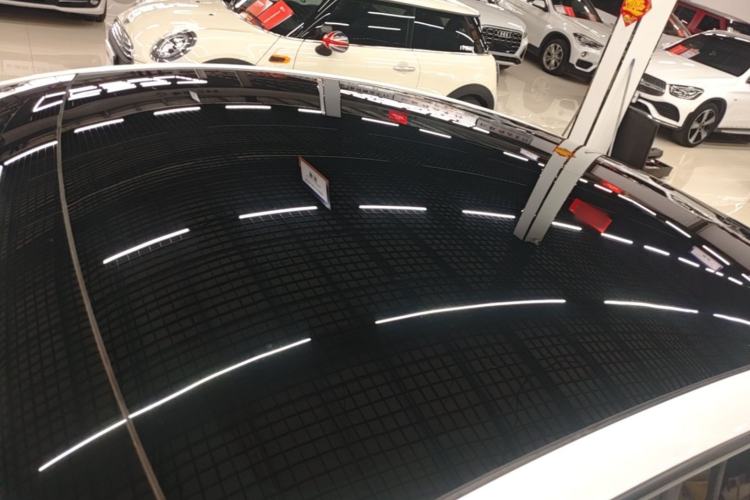 Used Tesla Model Y 2021 Long-Range All-Wheel-Drive Version Roof