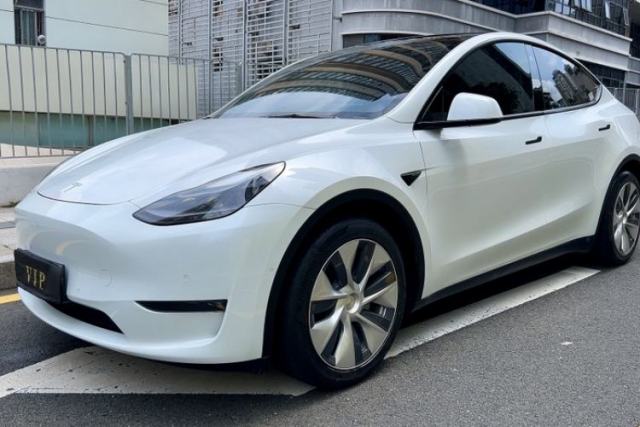 Used Tesla Model Y 2021 Standard Range Rear-Wheel Drive Version