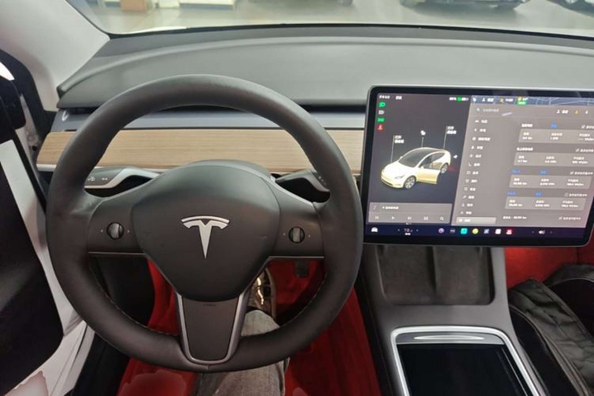 Used Tesla Model Y 2021 Long-Range All-Wheel-Drive Version 3D7 Steering Wheel