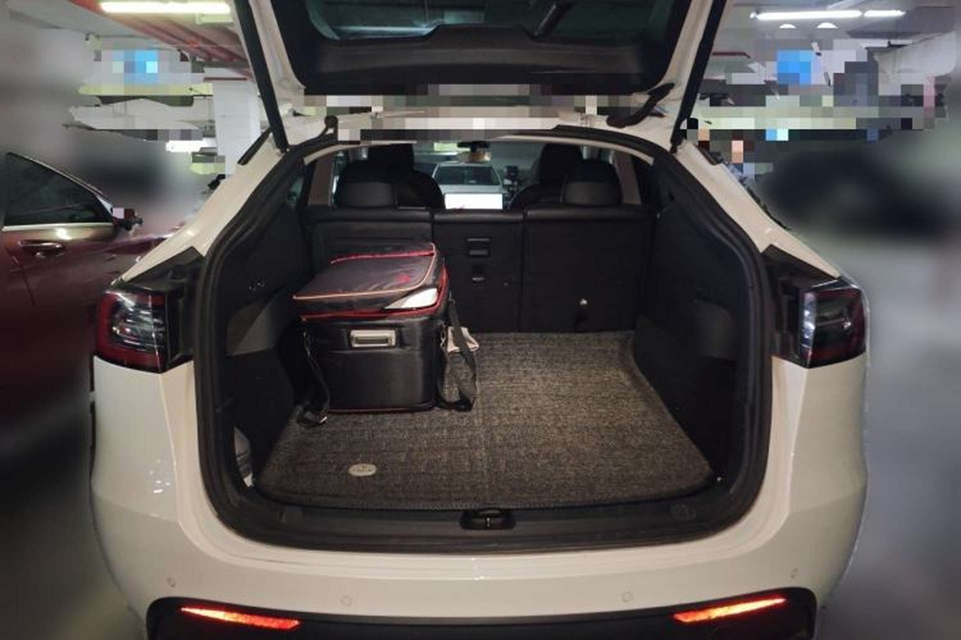 Used Tesla Model Y 2021 Long-Range All-Wheel-Drive Version 3D7 Trunk