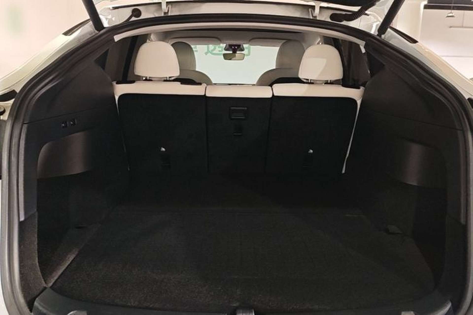 Used Tesla Model Y 2021 Performance High-Performance All-Wheel-Drive Version Trunk