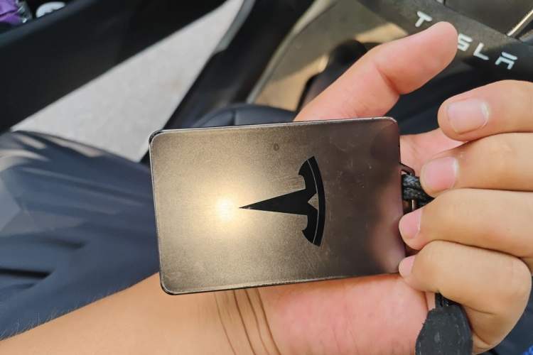Used Tesla Model Y 2021 Standard Range Rear-Wheel Drive Version Vehicle Key