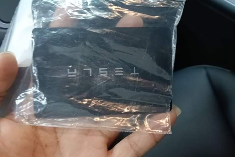 Used Tesla Model Y 2021 Standard Range Rear-Wheel Drive Version Vehicle Key