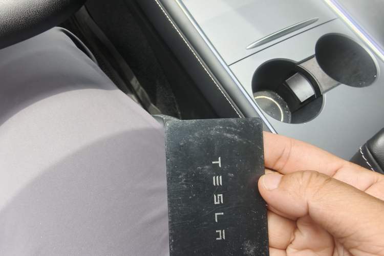 Used Tesla Model Y 2021 Standard Range Rear-Wheel Drive Version Vehicle Key