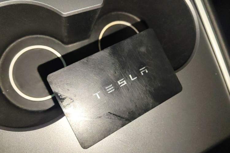 Used Tesla Model Y 2021 Standard Range Rear-Wheel Drive Version Vehicle Key