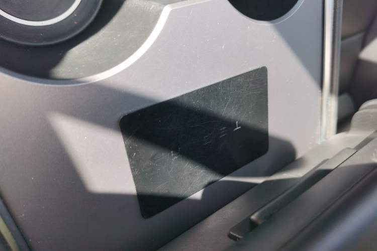 Used Tesla Model Y 2021 Standard Range Rear-Wheel Drive Version Vehicle Key