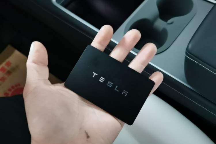 Used Tesla Model Y 2021 Standard Range Rear-Wheel Drive Version Vehicle Key