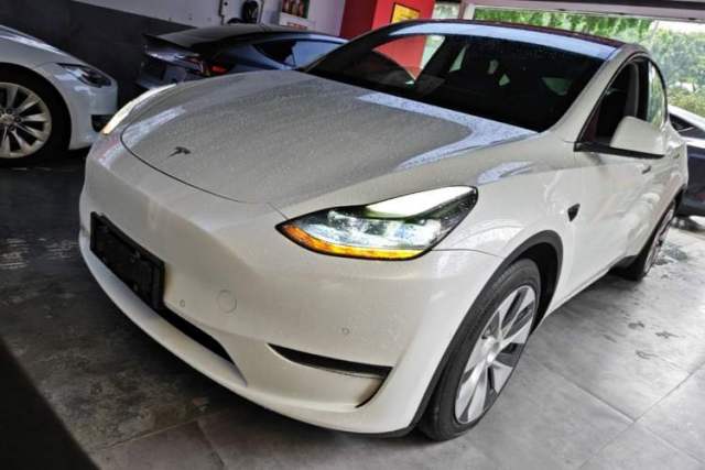 Tesla Model Y 2021 Long-Range All-Wheel-Drive Version de segunda mano