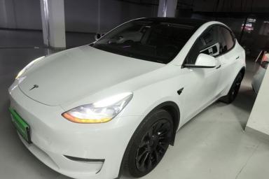 Used Tesla Model Y 2021 Long-Range All-Wheel-Drive Version