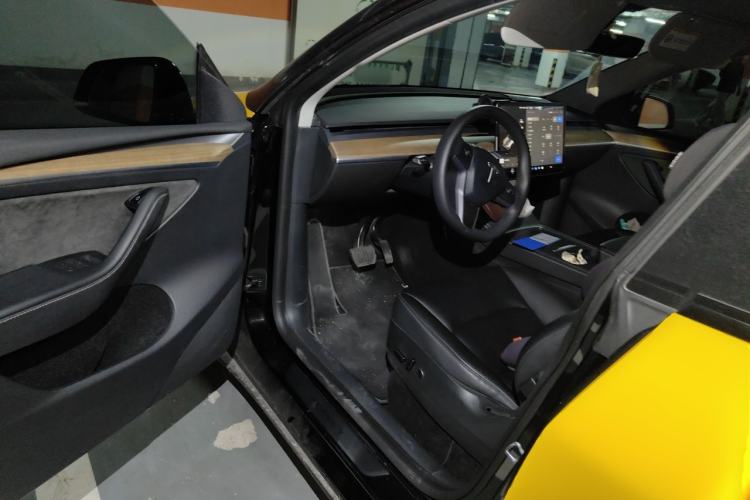 Used Tesla Model Y 2021 Standard Range Rear-Wheel Drive Version Driver Seat