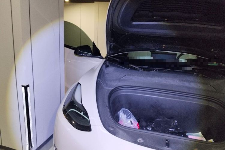 Used Tesla Model Y 2021 Standard Range Rear-Wheel Drive Version Engine Bay Right