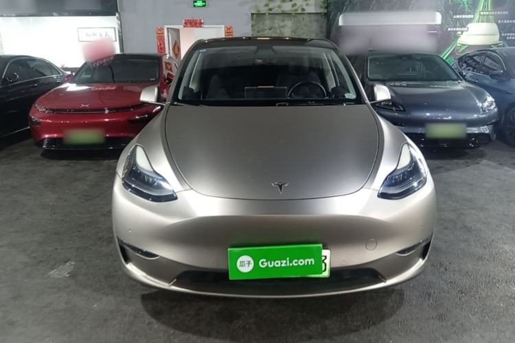 Used Tesla Model Y 2021 Standard Range Rear-Wheel Drive Version Front