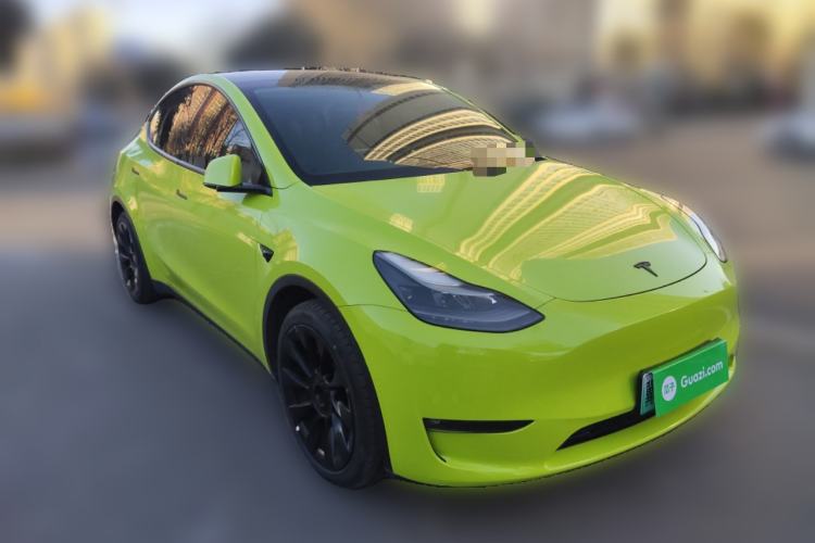 Used Tesla Model Y 2021 Long-Range All-Wheel-Drive Version Front Right 45 Deg