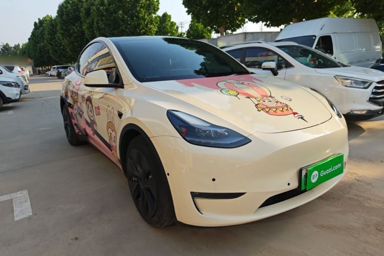 Used Tesla Model Y 2021 Standard Range Rear-Wheel Drive Version Front Right 45 Deg