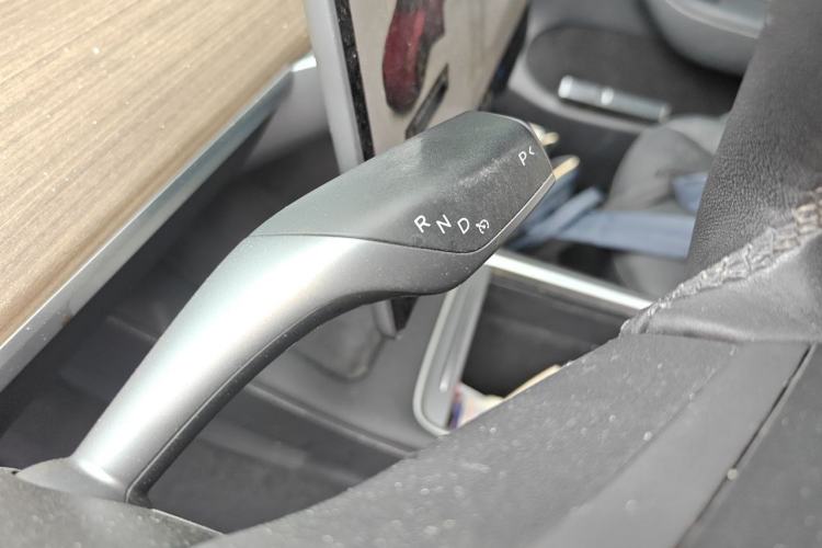 Used Tesla Model Y 2021 Standard Range Rear-Wheel Drive Version Gear Lever