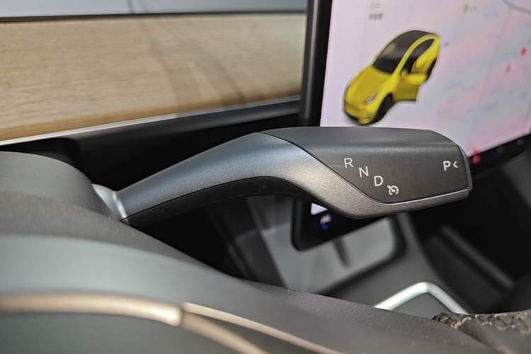 Used Tesla Model Y 2021 Long-Range All-Wheel-Drive Version Gear Lever