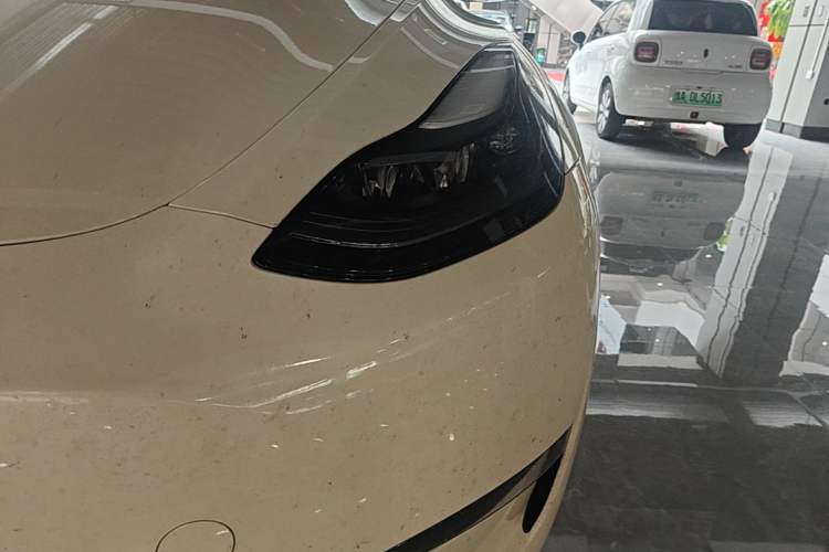 Used Tesla Model Y 2021 Standard Range Rear-Wheel Drive Version Left Front Headlight