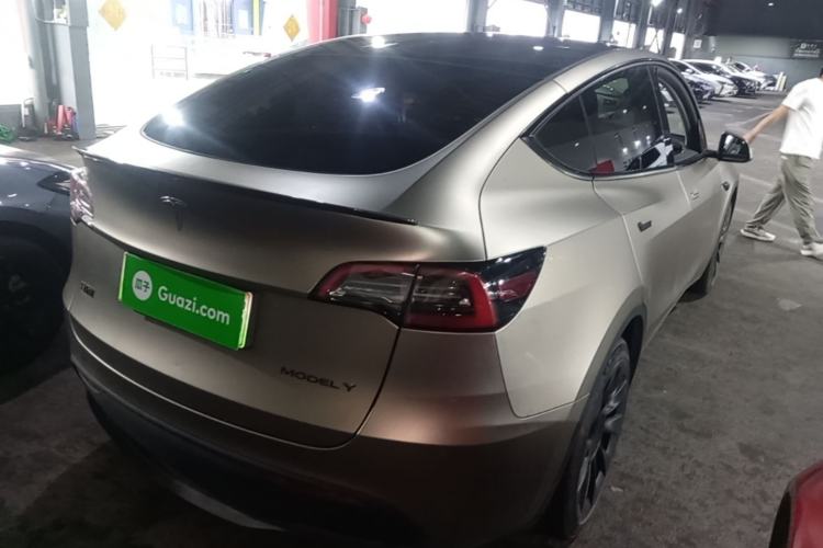 Used Tesla Model Y 2021 Standard Range Rear-Wheel Drive Version Rear Right 45 Deg