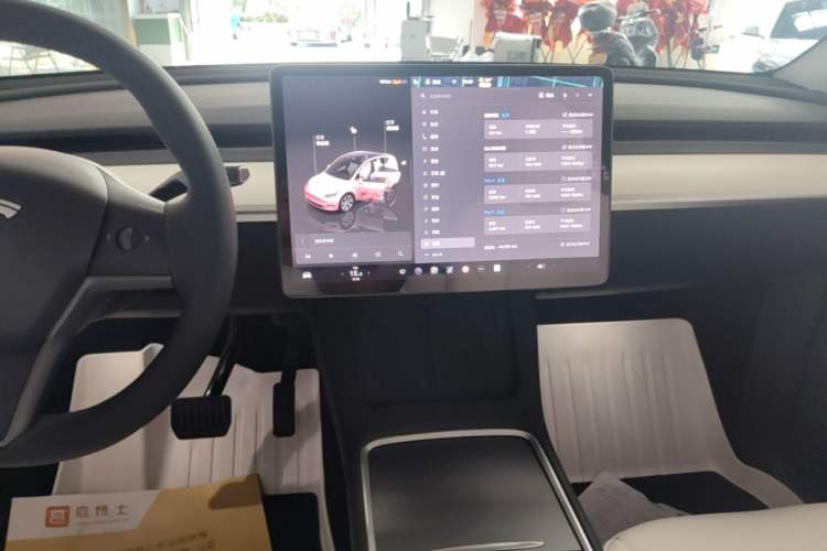 Used Tesla Model Y 2022 Revised Version Rear-Wheel Drive Audio And AC Panel