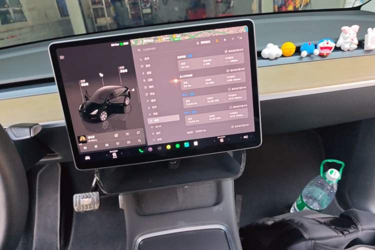 Used Tesla Model Y 2022 Revised Version Rear-Wheel Drive Audio And AC Panel