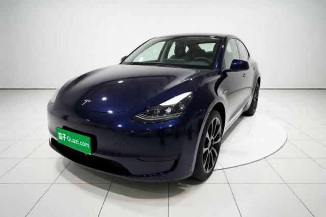 Tesla Model Y 2022 Rear-Wheel-Drive Version d’occasion
