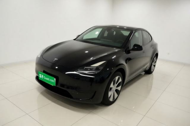 Ojetý Tesla Model Y 2022 Revised Version Rear-Wheel Drive
