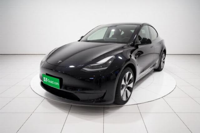 Ojetý Tesla Model Y 2022 Revised Version Rear-Wheel Drive