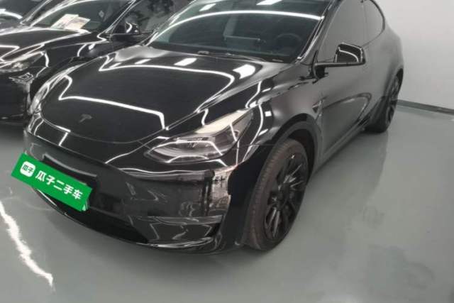 Used Tesla Model Y 2022 Long-Range All-Wheel-Drive Version