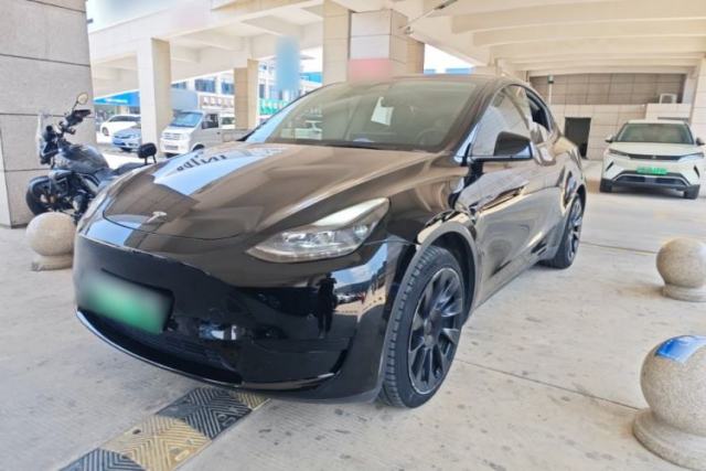 Used Tesla Model Y 2022 Rear-Wheel-Drive Version