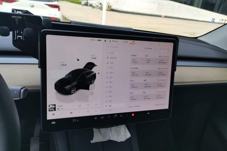 Used Tesla Model Y 2022 Revised Version Rear-Wheel Drive Audio And AC Panel