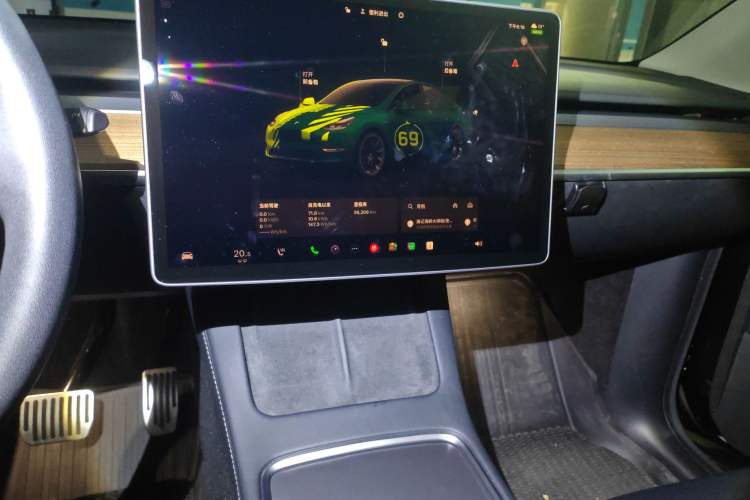 Used Tesla Model Y 2022 Rear-Wheel-Drive Version Audio And AC Panel