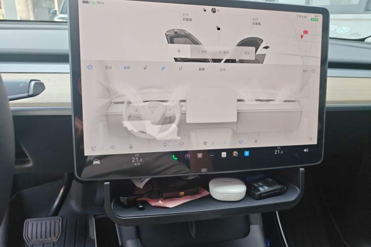 Used Tesla Model Y 2022 Revised Version Rear-Wheel Drive Audio And AC Panel