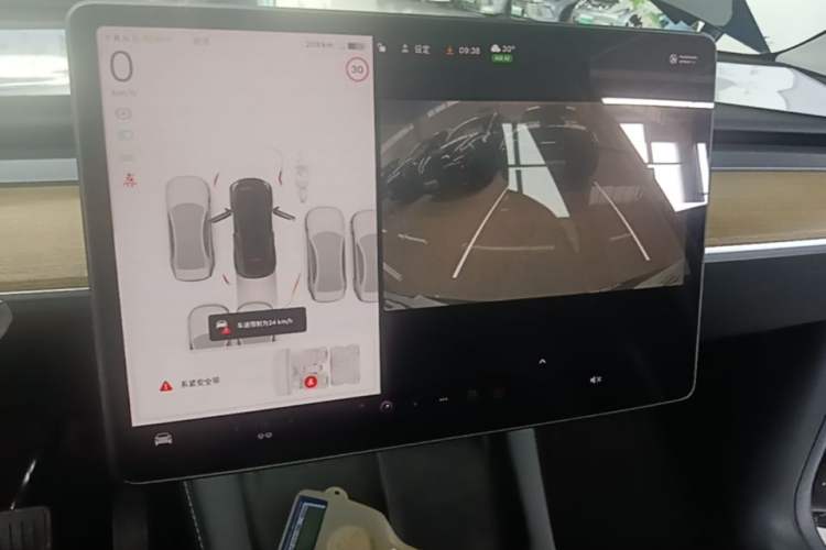 Used Tesla Model Y 2022 Revised Version Rear-Wheel Drive Audio And AC Panel